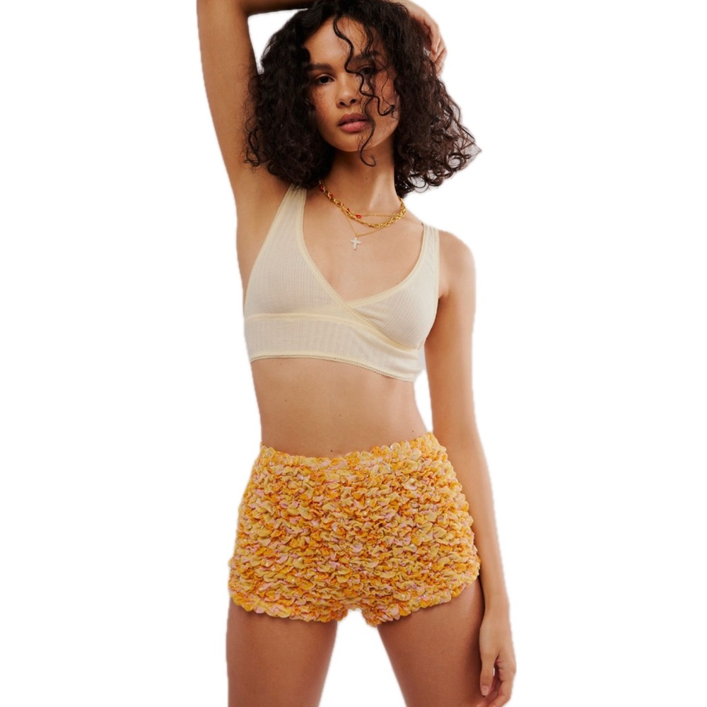 Free People | NWOT Scrunch It Up Shorts